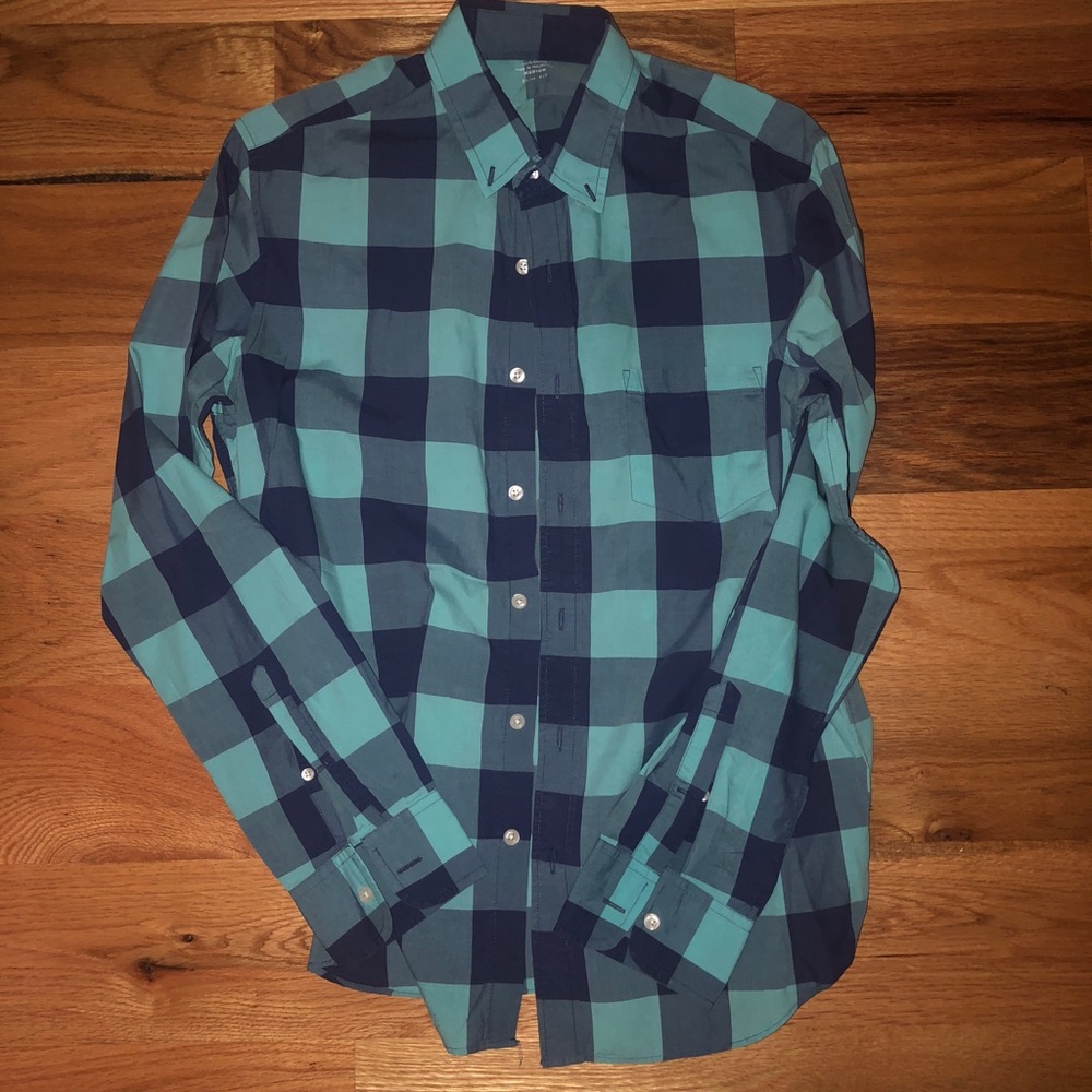 J-Crew Summer Style Button Up - Slim Fit